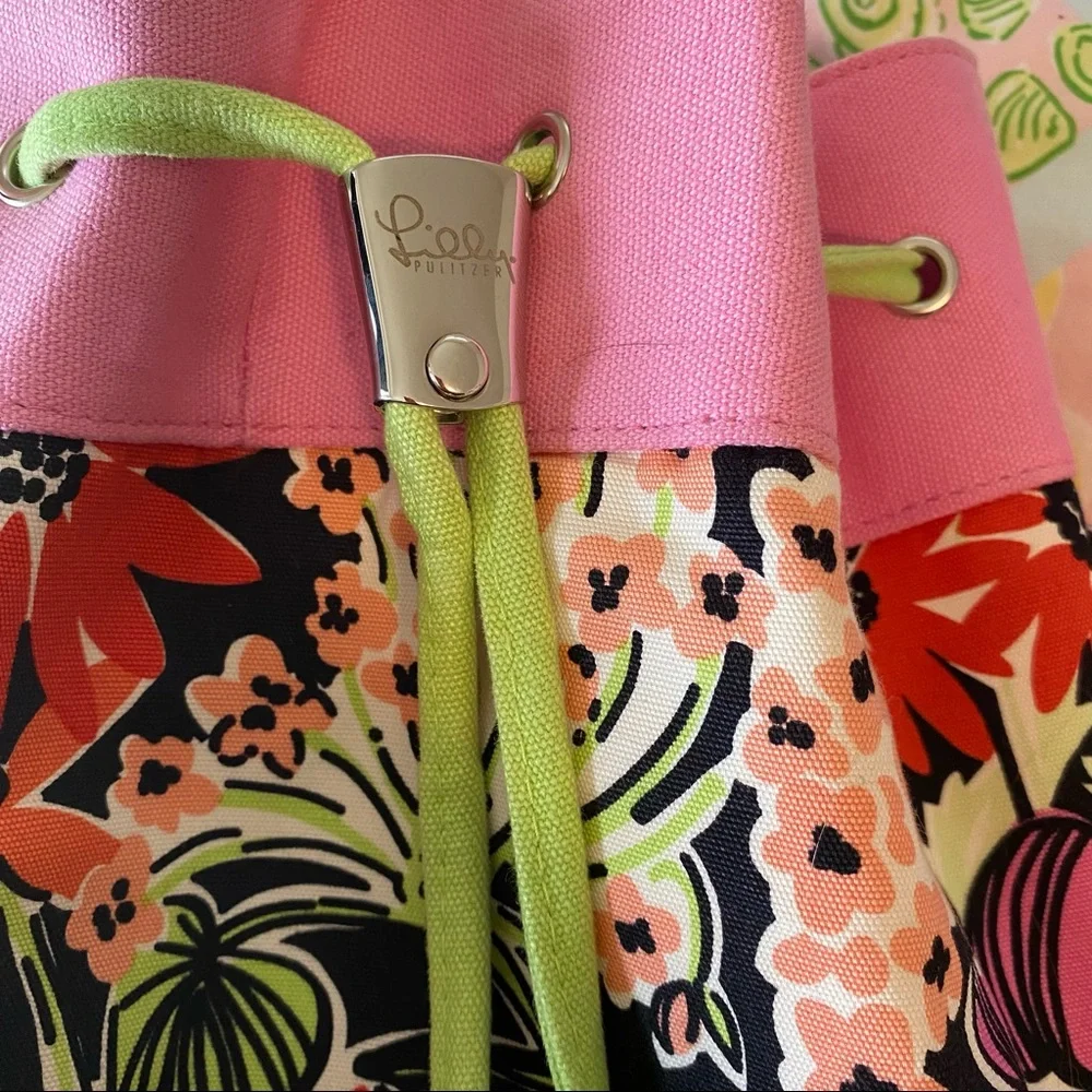 Lilly Pulitzer Del Rey Duffle Bag in Straw Market - Picture 2 of 6